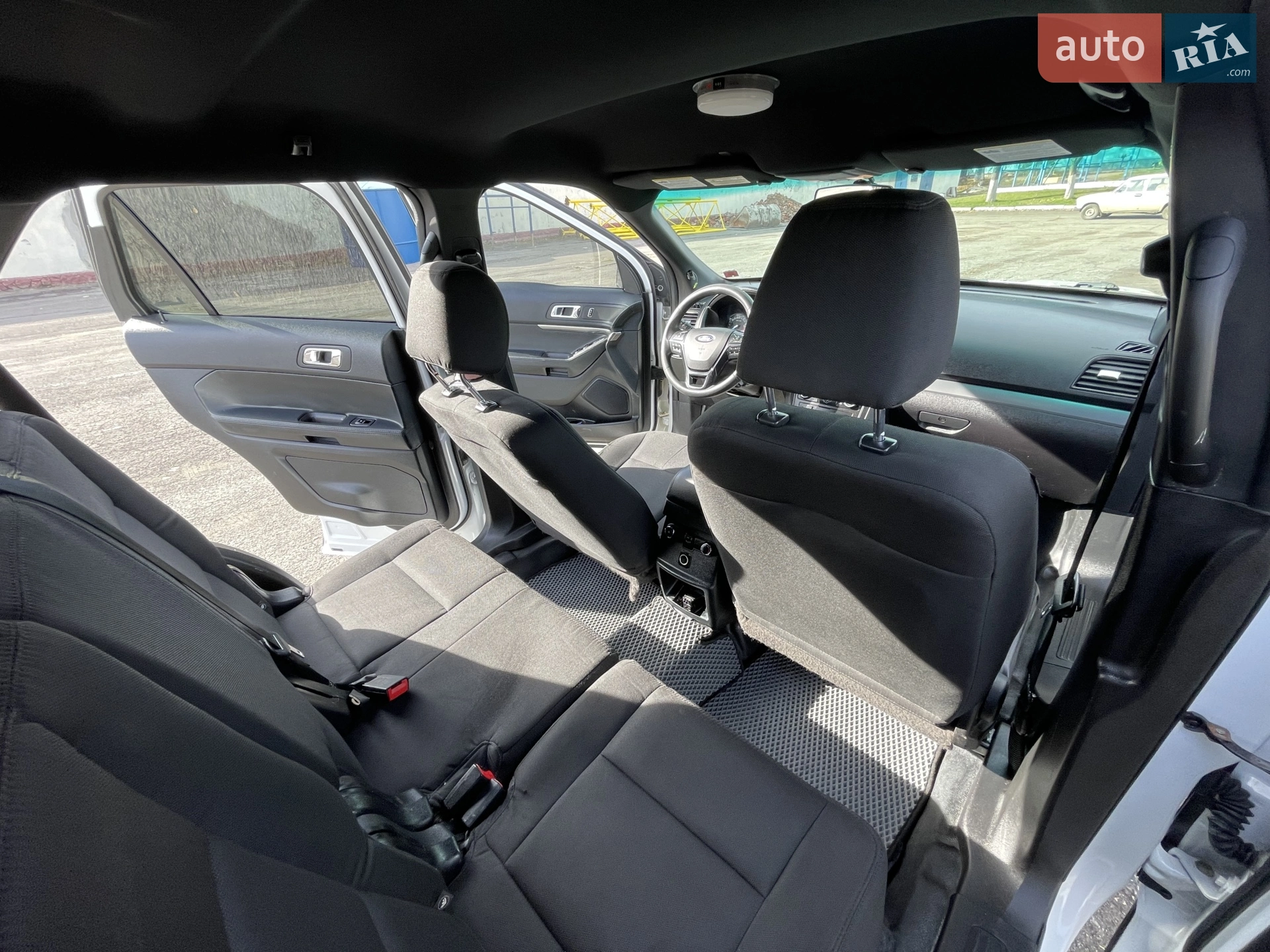 2015 Ford Explorer - мініатюра 6