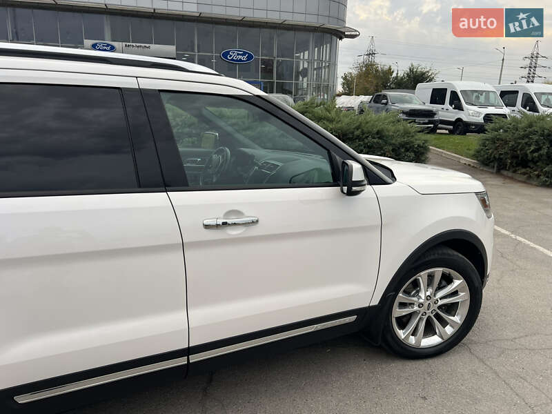 Внедорожник / Кроссовер Ford Explorer 2018 в Днепре