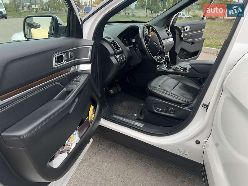 Внедорожник / Кроссовер Ford Explorer 2018 в Днепре