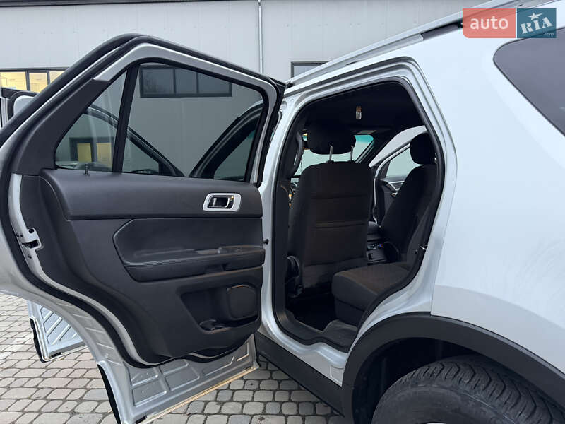 Внедорожник / Кроссовер Ford Explorer 2014 в Ивано-Франковске