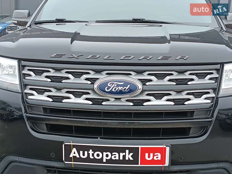 Позашляховик / Кросовер Ford Explorer 2018 в Львові