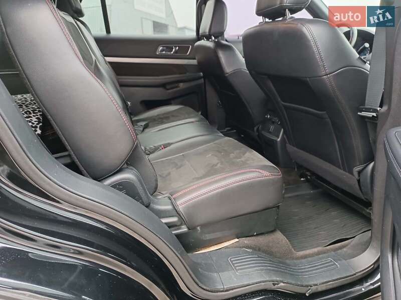 Позашляховик / Кросовер Ford Explorer 2018 в Львові