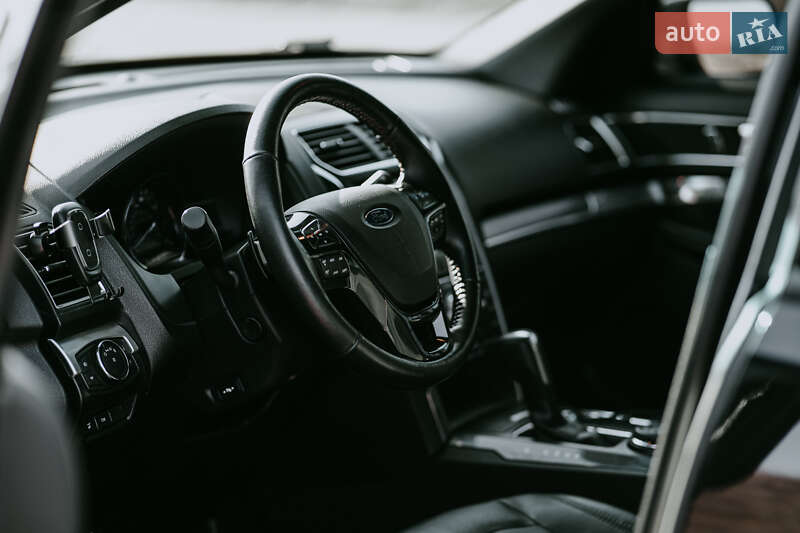 Внедорожник / Кроссовер Ford Explorer 2016 в Одессе фото 6 Внедорожник / Кроссовер Ford Explorer 2016 в Одессе