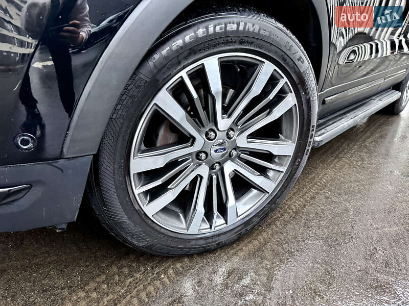 Внедорожник / Кроссовер Ford Explorer 2018 в Киеве