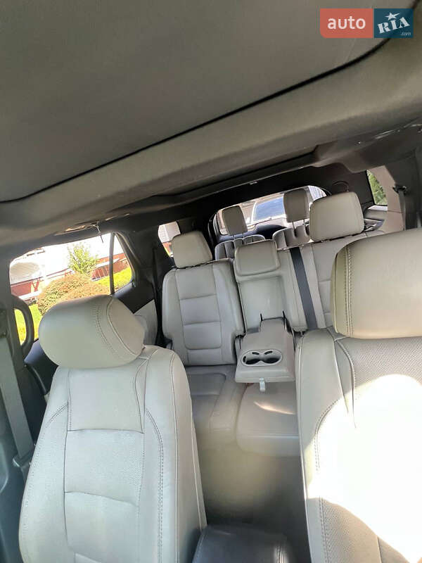 Позашляховик / Кросовер Ford Explorer 2015 в Кременчуці