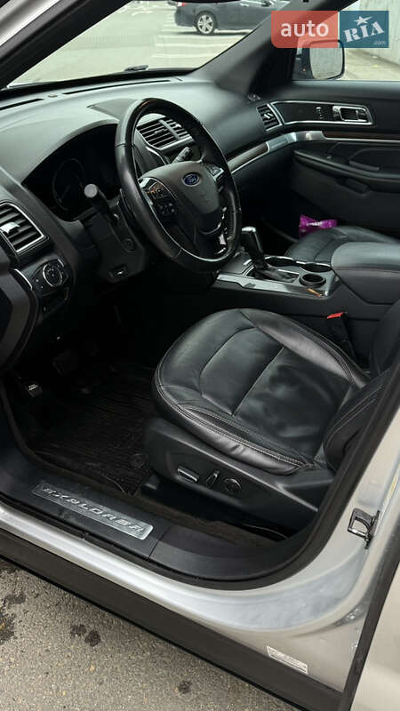 Внедорожник / Кроссовер Ford Explorer 2017 в Одессе