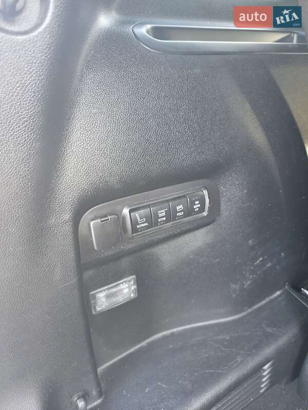 Позашляховик / Кросовер Ford Explorer 2019 в Кременчуці фото 22 Позашляховик / Кросовер Ford Explorer 2019 в Кременчуці