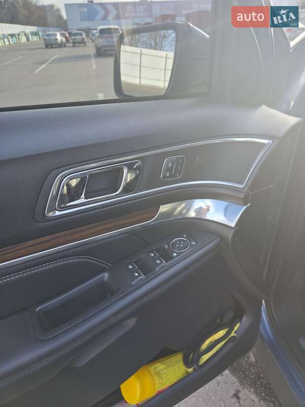 Позашляховик / Кросовер Ford Explorer 2019 в Кременчуці фото 29 Позашляховик / Кросовер Ford Explorer 2019 в Кременчуці