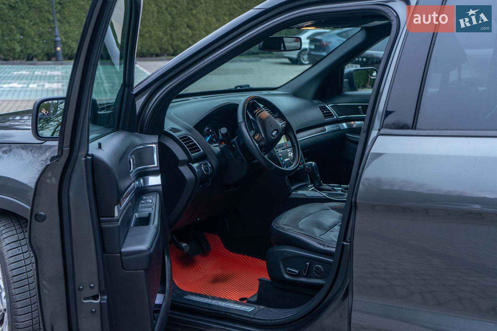 2018 Ford Explorer - мініатюра 5