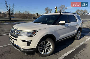 Позашляховик / Кросовер Ford Explorer 2018 в Києві