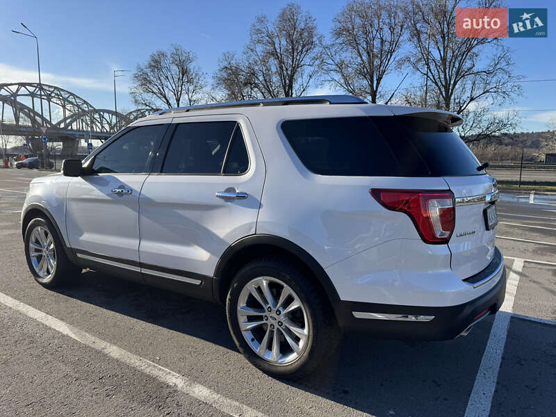 Внедорожник / Кроссовер Ford Explorer 2018 в Киеве