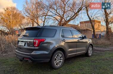 Позашляховик / Кросовер Ford Explorer 2017 в Черкасах