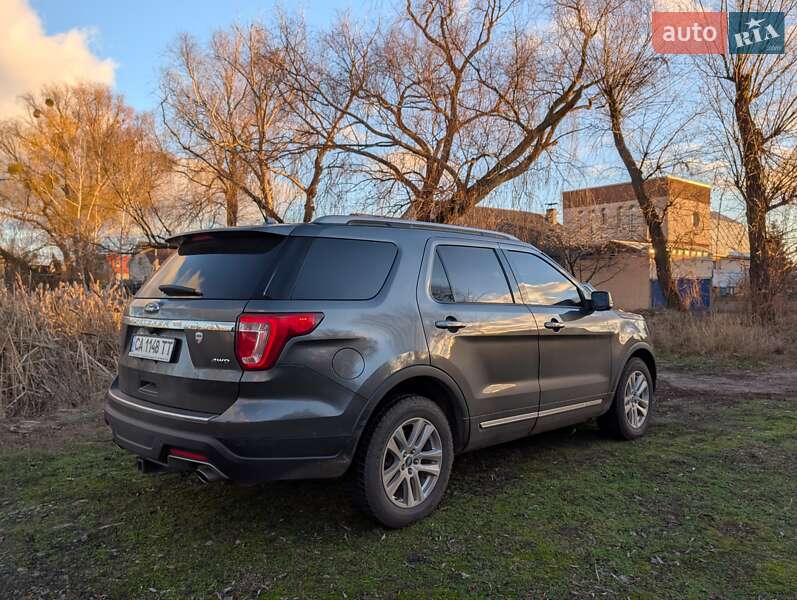 Позашляховик / Кросовер Ford Explorer 2017 в Черкасах