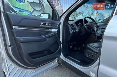 Позашляховик / Кросовер Ford Explorer 2016 в Ковелі