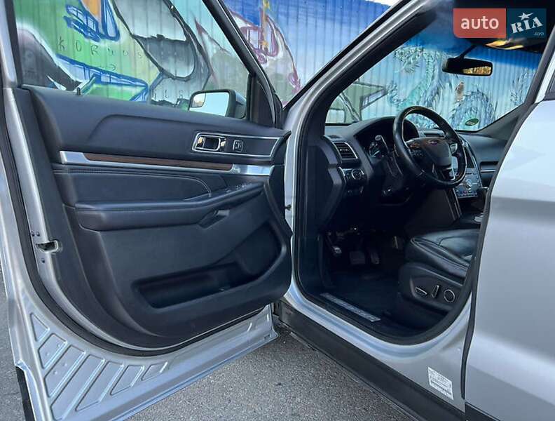 Позашляховик / Кросовер Ford Explorer 2016 в Ковелі фото 21 Позашляховик / Кросовер Ford Explorer 2016 в Ковелі