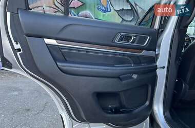 Позашляховик / Кросовер Ford Explorer 2016 в Ковелі