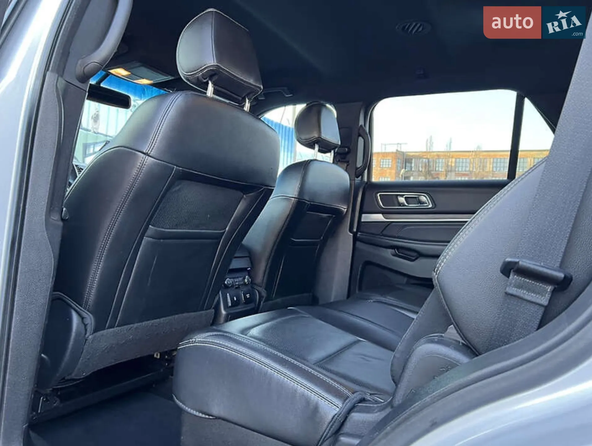 2016 Ford Explorer - мініатюра 55
