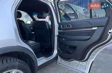 Внедорожник / Кроссовер Ford Explorer 2016 в Ковеле