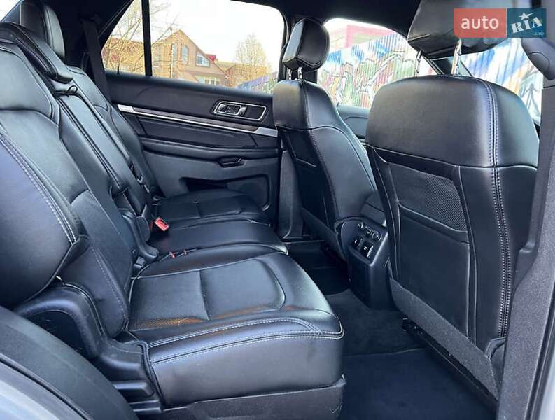 Внедорожник / Кроссовер Ford Explorer 2016 в Ковеле