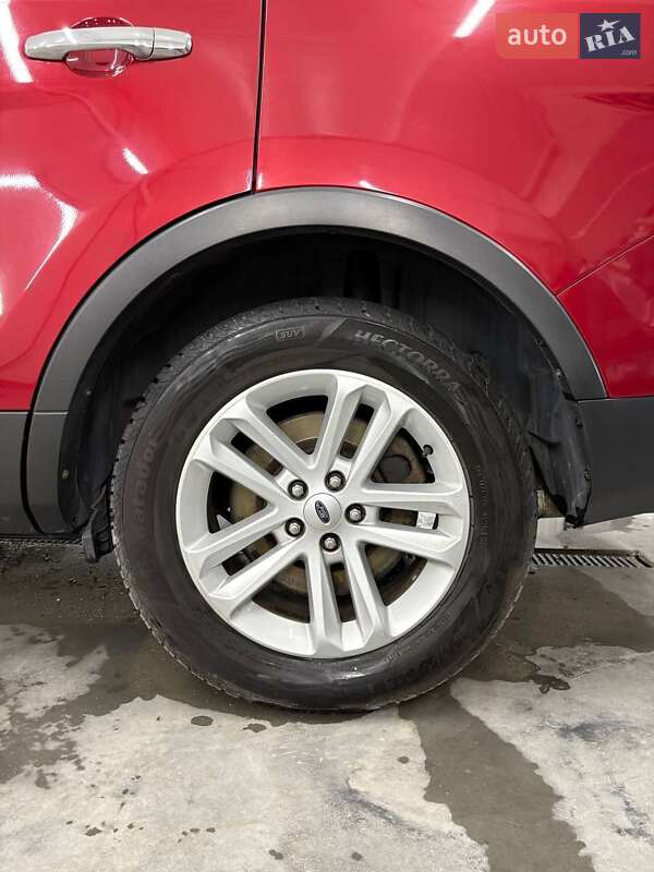 Позашляховик / Кросовер Ford Explorer 2014 в Ланівці