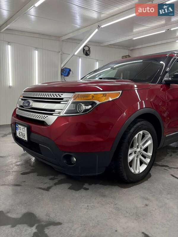 Позашляховик / Кросовер Ford Explorer 2014 в Ланівці