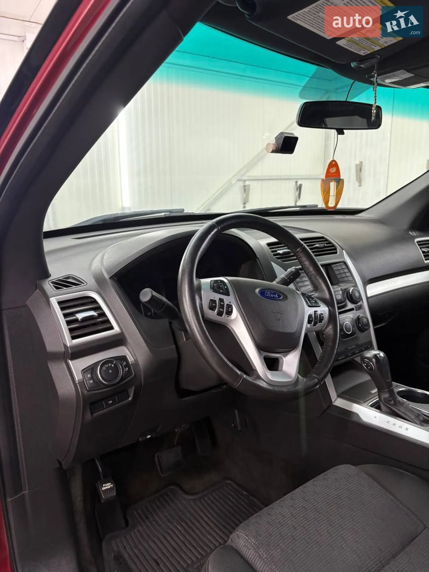 2014 Ford Explorer - мініатюра 25