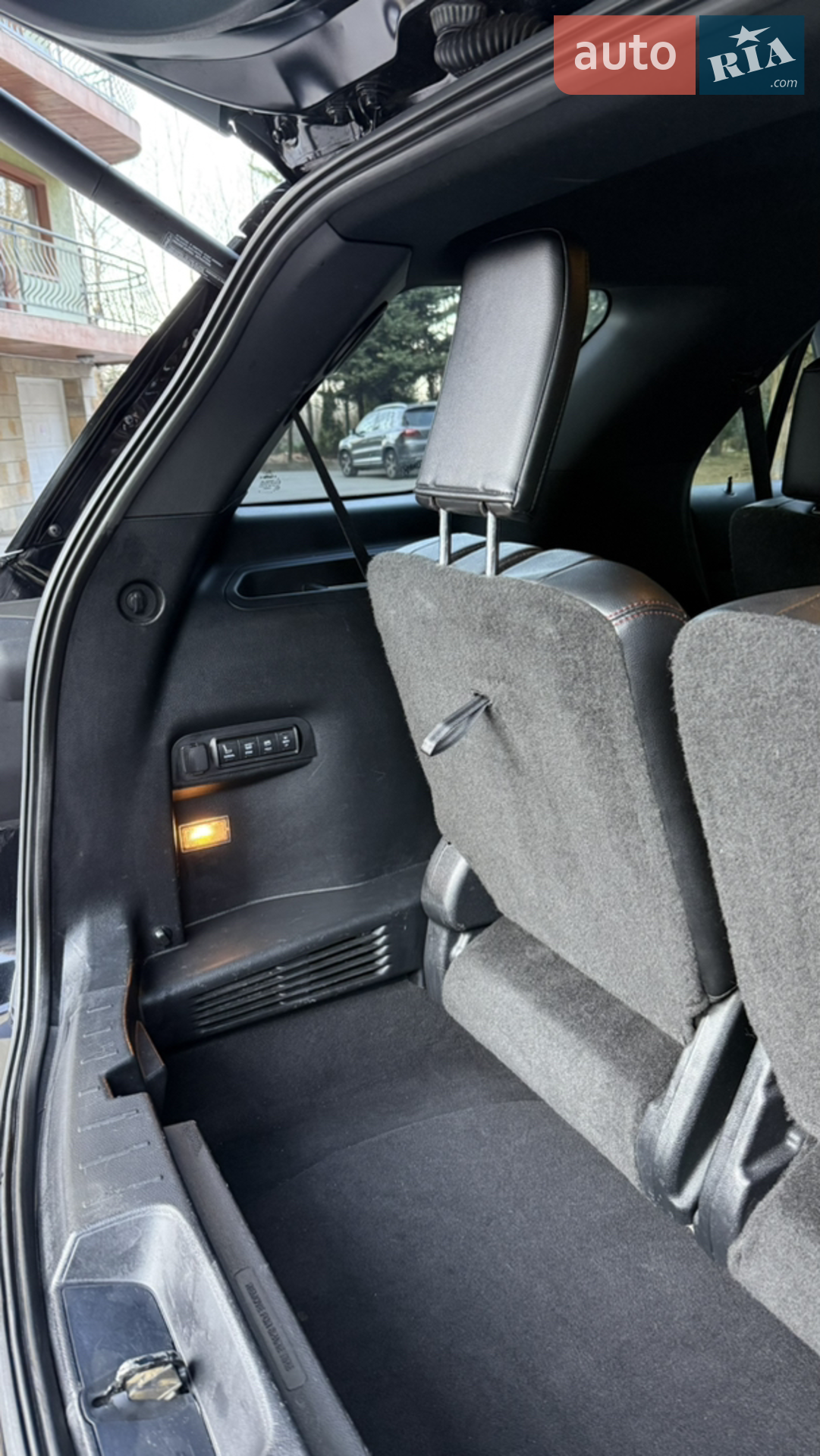 2015 Ford Explorer - мініатюра 26