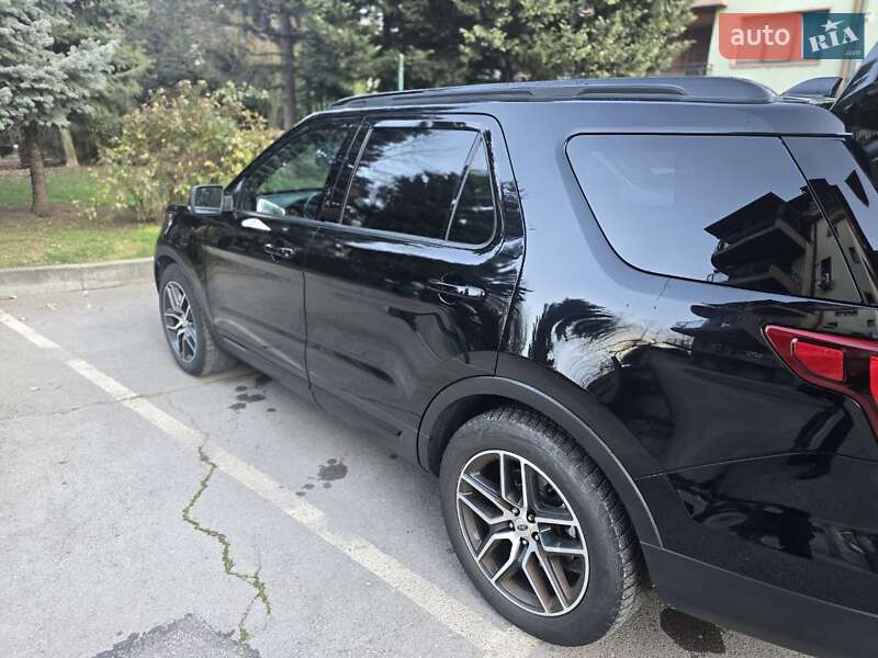 Позашляховик / Кросовер Ford Explorer 2015 в Одесі