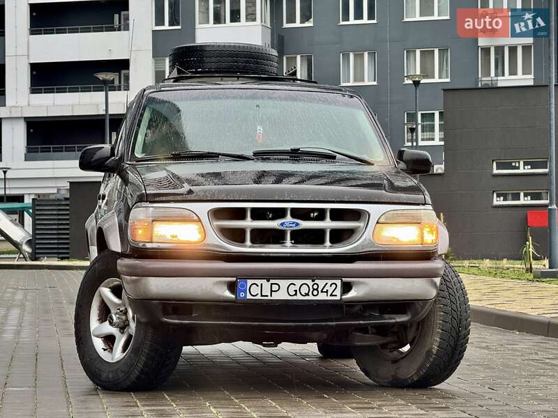 Внедорожник / Кроссовер Ford Explorer 1998 в Одессе