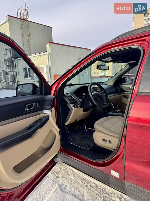 Внедорожник / Кроссовер Ford Explorer 2017 в Виннице