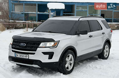Позашляховик / Кросовер Ford Explorer 2018 в Макарові