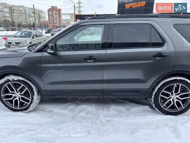Внедорожник / Кроссовер Ford Explorer 2017 в Полтаве