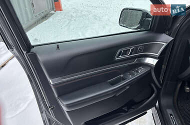 Позашляховик / Кросовер Ford Explorer 2017 в Полтаві