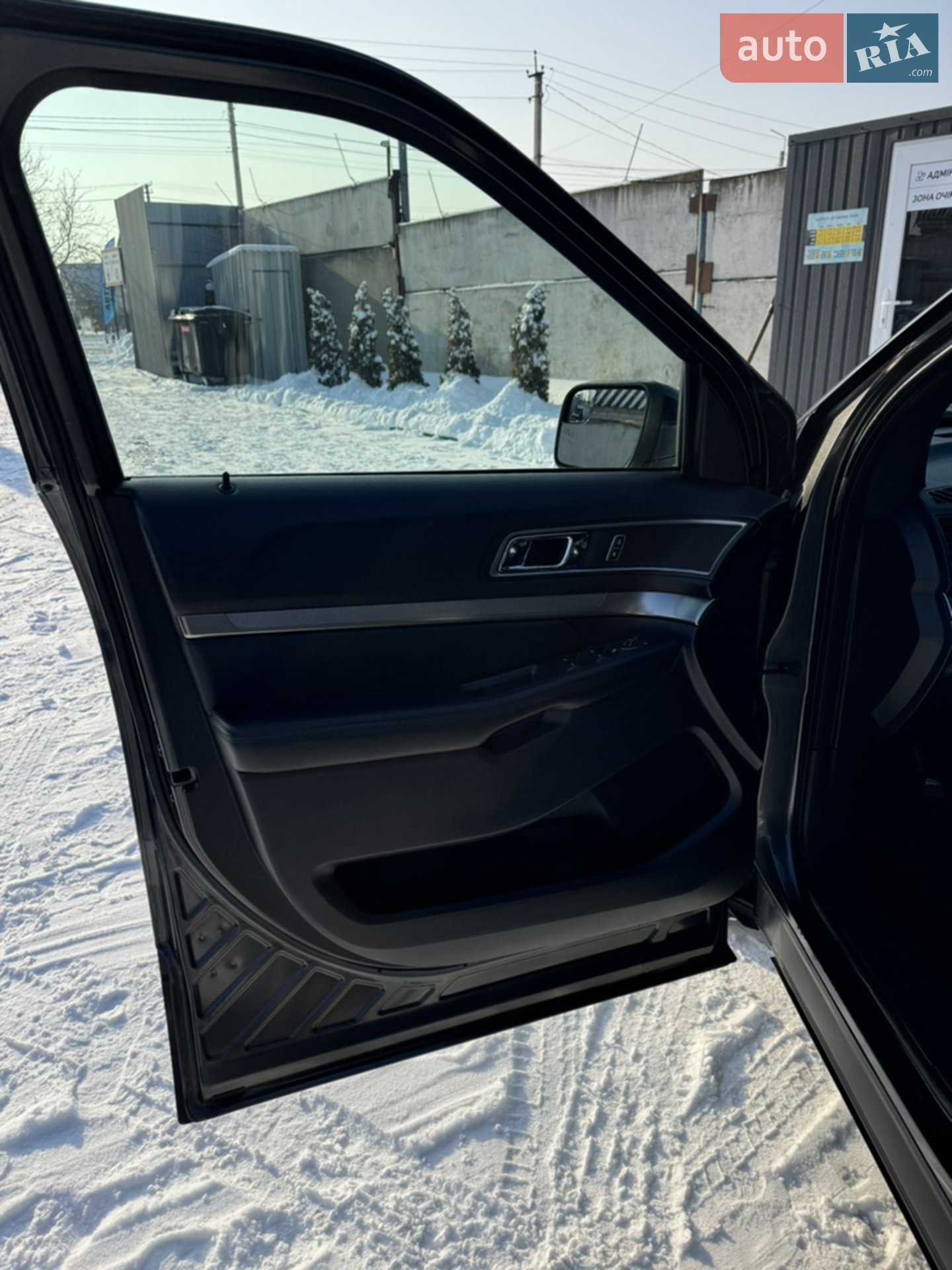2018 Ford Explorer - мініатюра 11