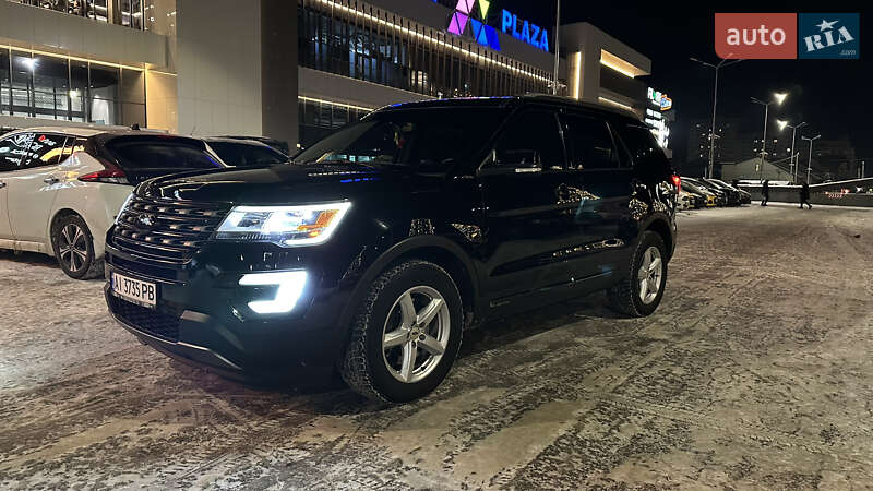 Внедорожник / Кроссовер Ford Explorer 2016 в Буче