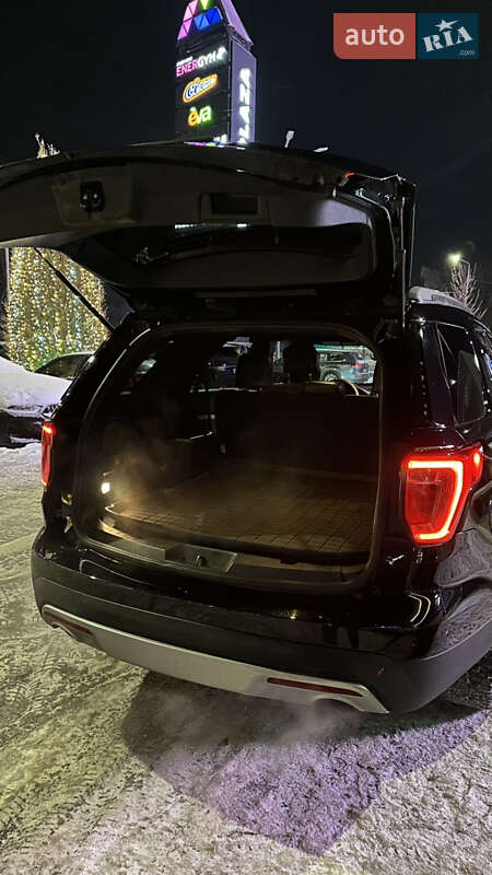 Внедорожник / Кроссовер Ford Explorer 2016 в Буче