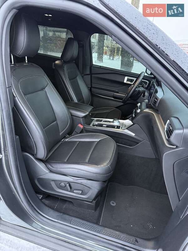 Позашляховик / Кросовер Ford Explorer 2019 в Києві
