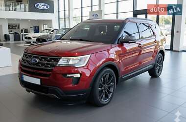 Позашляховик / Кросовер Ford Explorer 2018 в Шепетівці