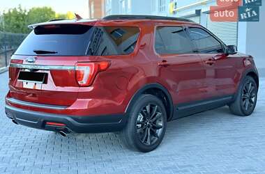 Позашляховик / Кросовер Ford Explorer 2018 в Шепетівці