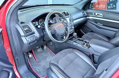 Позашляховик / Кросовер Ford Explorer 2018 в Шепетівці