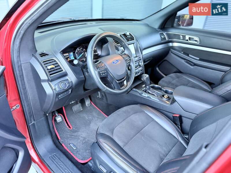 Внедорожник / Кроссовер Ford Explorer 2018 в Шепетовке
