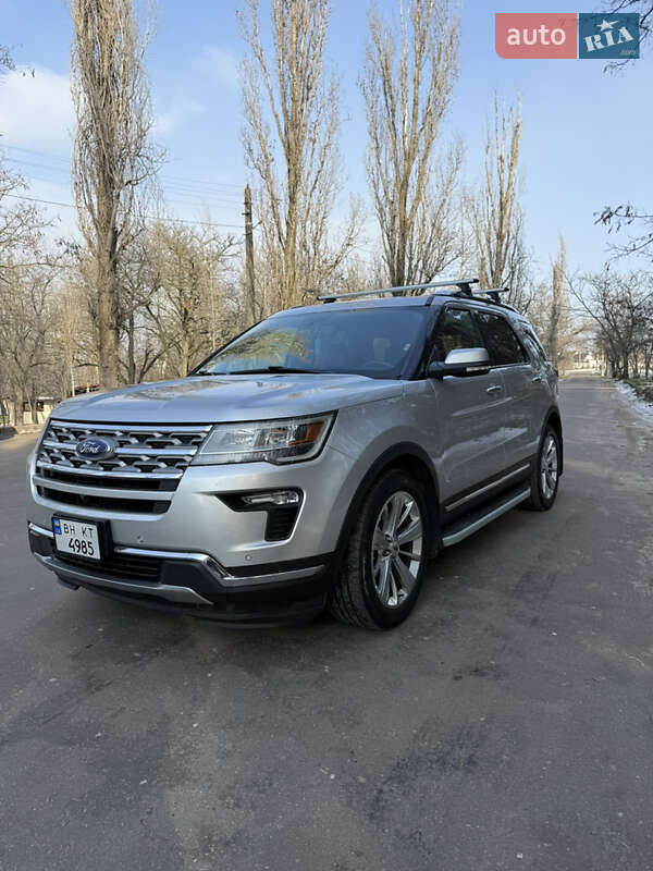Позашляховик / Кросовер Ford Explorer 2019 в Миколаєві