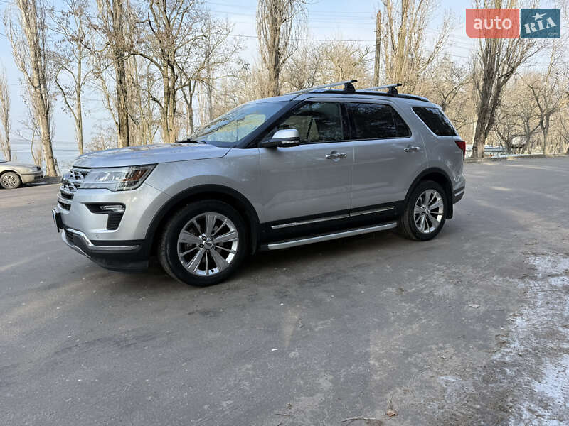 Позашляховик / Кросовер Ford Explorer 2019 в Миколаєві