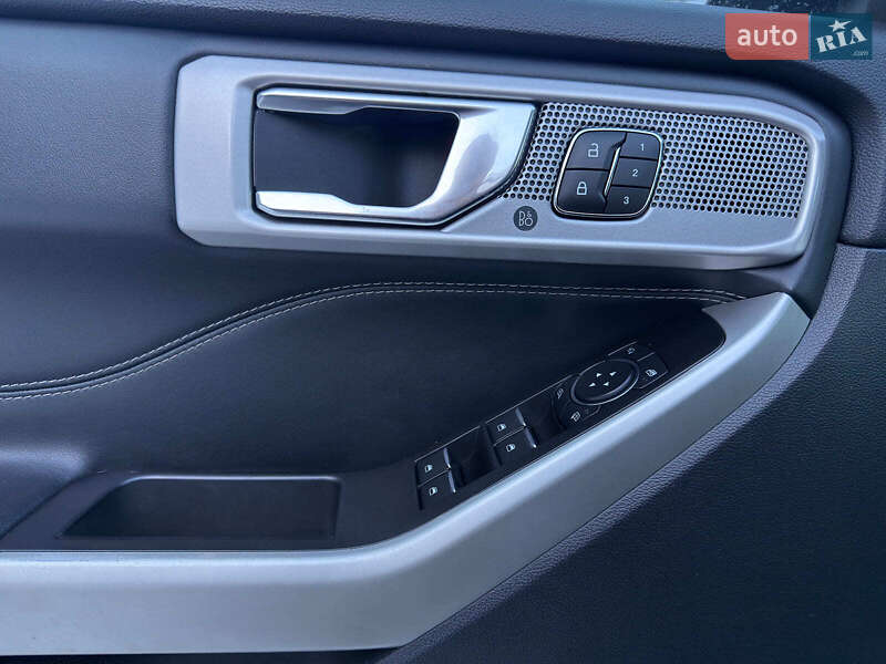 Позашляховик / Кросовер Ford Explorer 2021 в Львові