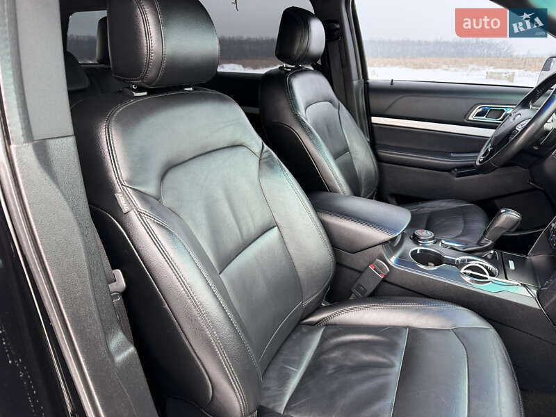 Позашляховик / Кросовер Ford Explorer 2015 в Вінниці