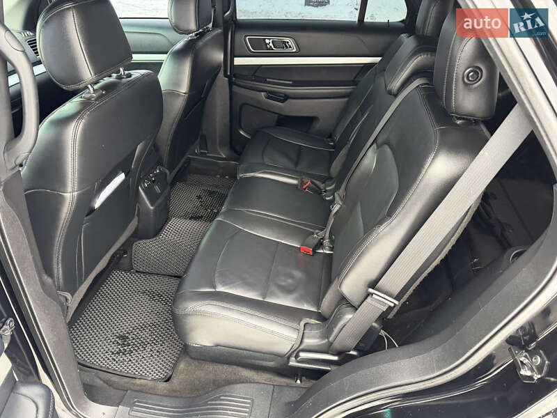 Позашляховик / Кросовер Ford Explorer 2015 в Вінниці