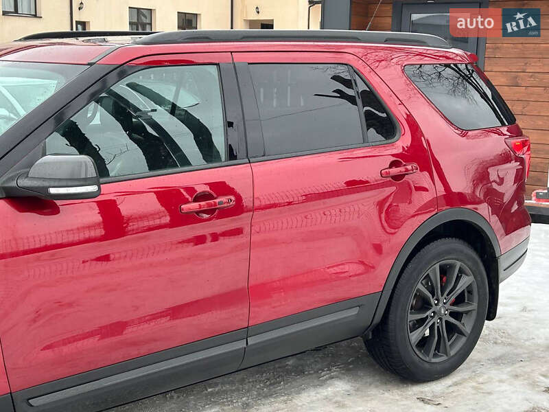 Внедорожник / Кроссовер Ford Explorer 2018 в Стрые