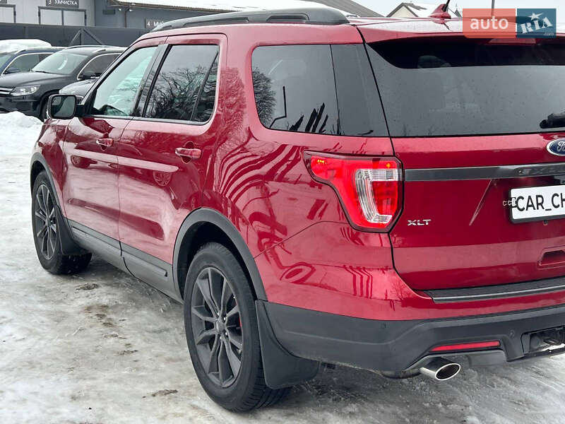 Внедорожник / Кроссовер Ford Explorer 2018 в Стрые
