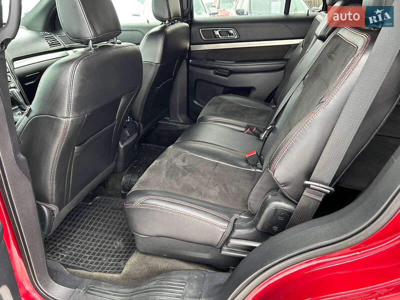 Внедорожник / Кроссовер Ford Explorer 2018 в Стрые