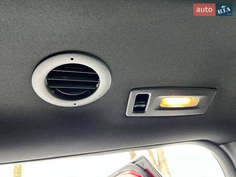 Внедорожник / Кроссовер Ford Explorer 2018 в Стрые